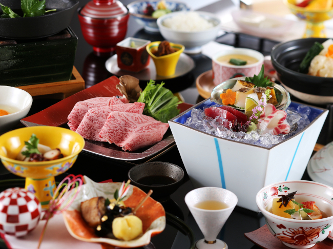 1月13日～2月4日 開運会席